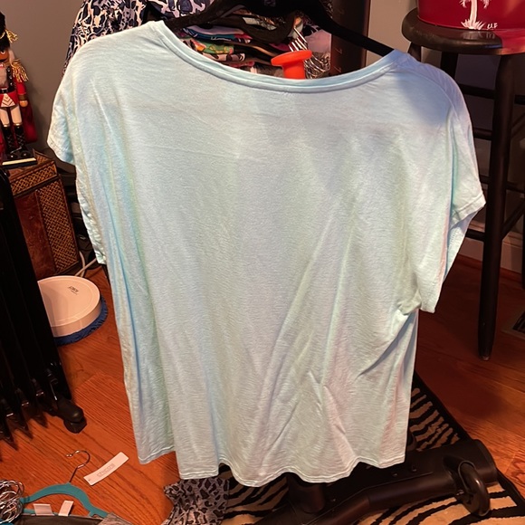 Chicos Top - Picture 2 of 2